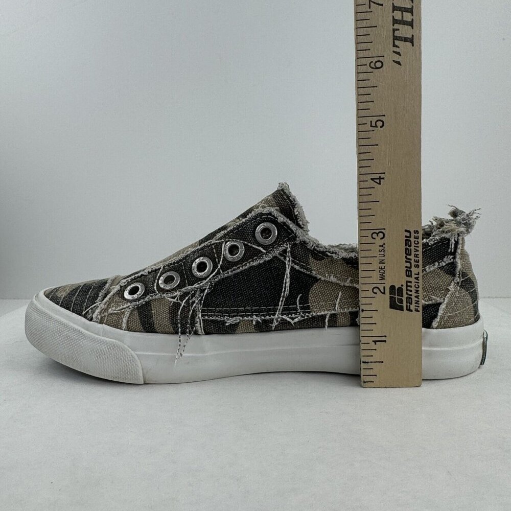 Blowfish Malibu Slip On Sneakers Womens Size 7 Multicolor Camouflage Canvas - Picture 11 of 15